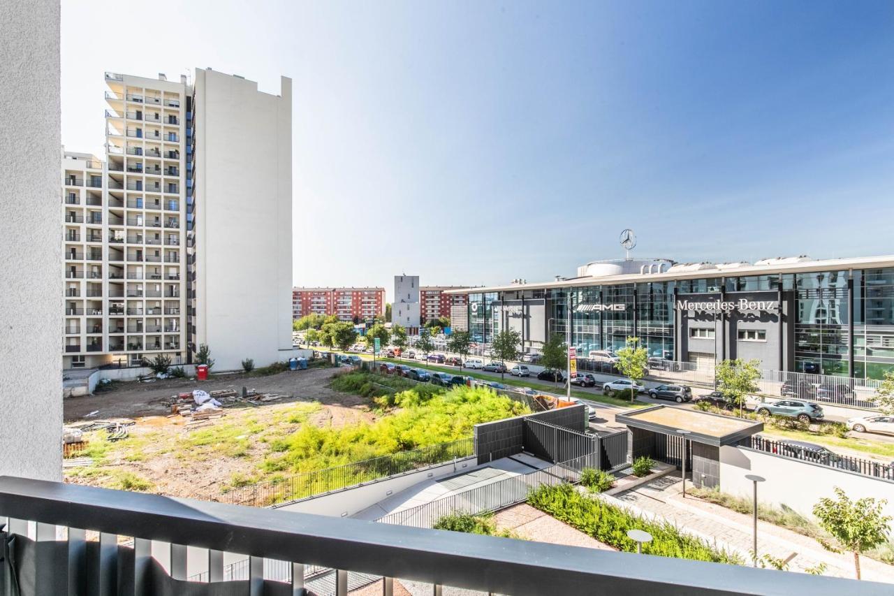 Harmony House - Rho Fiera 6min - Free Parking - Terrace * Milán